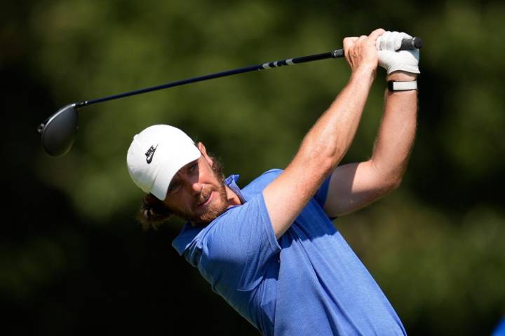 Tommy Fleetwood finds his groove and builds a big lead at PGA Tour playoffs opener