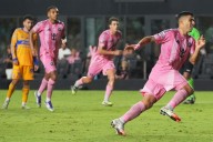 Suarez scores twice, Inter Miami overcomes Messi's absence to beat Tigres 2