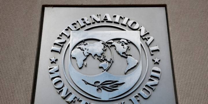 Según el FMI, en 2026 jubilaciones y pensiones explicarán casi la mitad del gasto público argentino