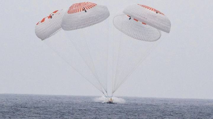 Astronautas regresan a la Tierra con SpaceX después de 9 meses en la Estación Espacial Internacional