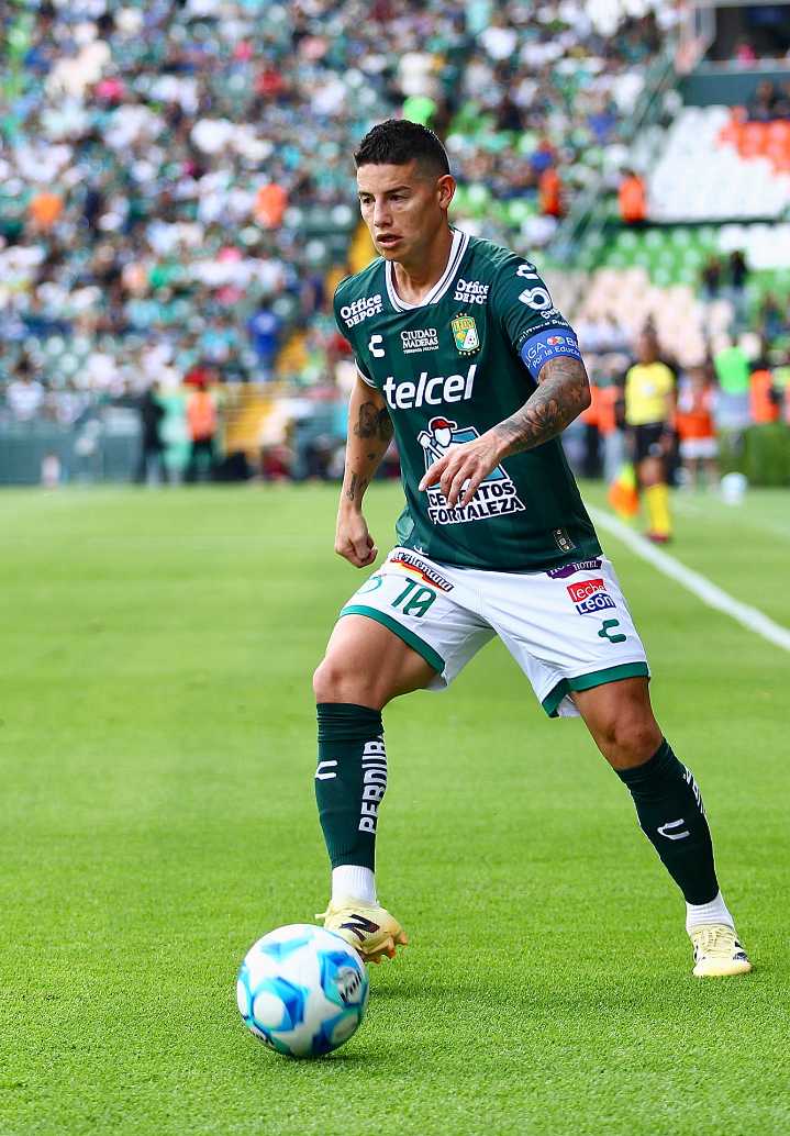 El panameño Ismael Díaz marca doblete en la goleada del León sobre el Querétaro