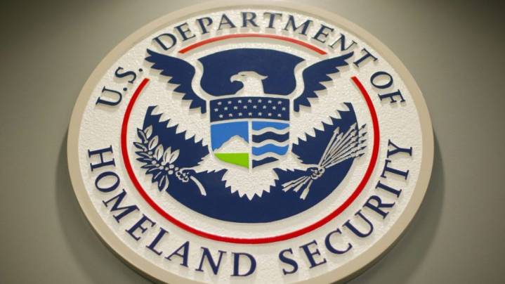 Trump administration proposes shortening visa stays for foreign journalists