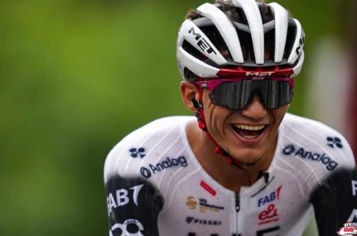 Isaac del Toro remonta y conquista la Vuelta a Burgos