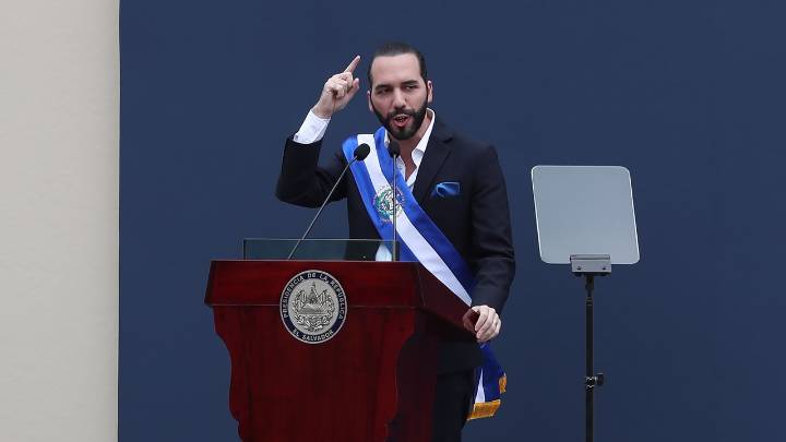 Bukele reforma la Constitución de El Salvador para permitir la reelección indefinida y perpetuarse en el poder