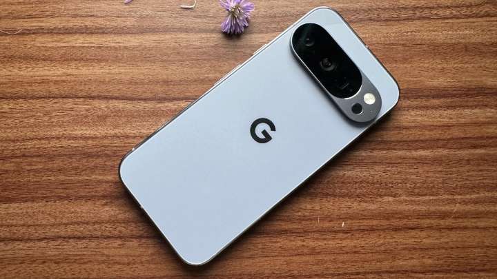 Pixel 10 Pro review: familiar hardware, filled with Google's AI