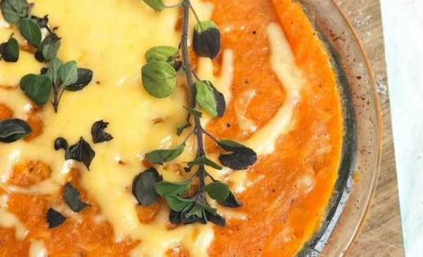 La receta saludable del pastel de zanahorias, pollo y queso: ideal para la cena
