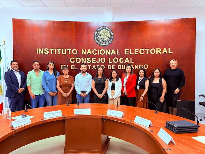 INE firma convenio para capacitar a poblaciones trans y no binarias.