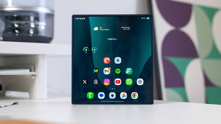 One UI 8 could let you silence the most annoying system indicator (APK teardown)