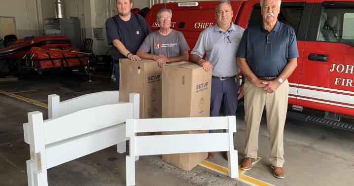 ACRP donates beds to JPD