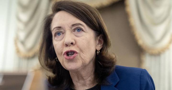 Democratic senator warns of 'Power 2' owning college sports if NCAA