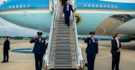 Trump: "Europa no me dice qué hacer pero van a estar involucrados en la paz de Ucrania"
