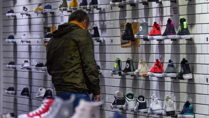 México le entra a imponer aranceles; cobrará 25% a entrada de zapatos extranjeros para proteger industria nacional / La Silla Rota