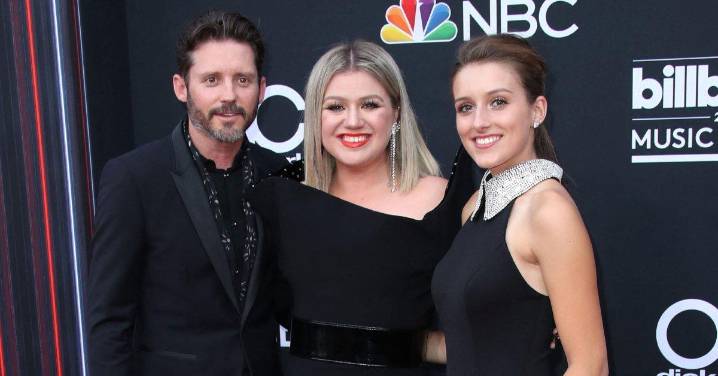 Brandon Blackstock's Daughter Savannah Announced She Was Pregnant 1 Month Before He Died From Cancer