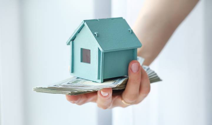Mortgage Rates Fall to Lowest Level in 10 Months