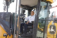 Estrena Escobedo maquinaria para mejorar imagen urbana