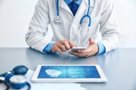 FMV advierte suspensión de médicos que incurran en “comercio publicitario de la salud”