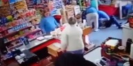 Un policía de Misiones le salvó la vida a un hombre que se desvaneció en un supermercado