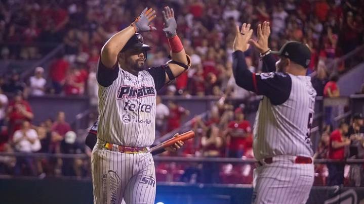 Piratas de Campeche toma ventaja en la serie con victoria sobre Pericos de Puebla