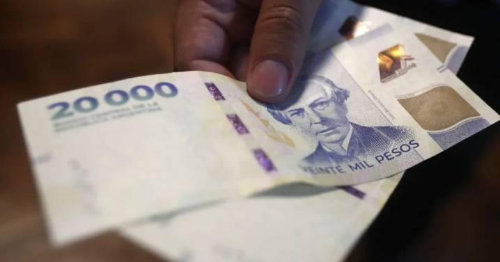 Cuánto pagan los principales bancos si depositás $300 mil en un plazo fijo: la tasa de interés rozó el 50%