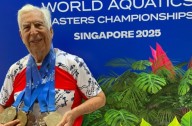 El nadador José Peñaloza, de 94 años, gana tres medallas de oro para el Perú