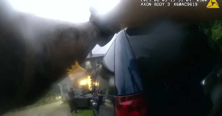 Milwaukee Police body camera shows deadly shootout during robbery investigation