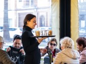 Un cliente provoca un incendio en un bar porque no le sirven mayonesa