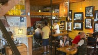 Ronda de bares: Vinos y libros, maridaje perfecto