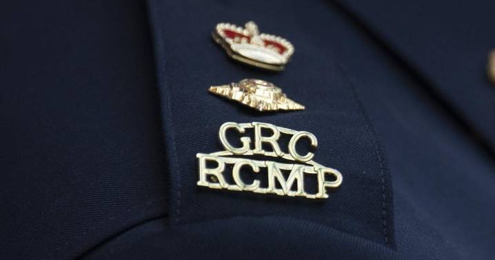 N.B. man facing several charges after conspiring to impersonate police officer: RCMP