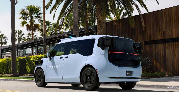 What’s up with the new blue Waymo vans in Phoenix?