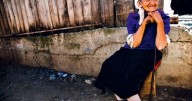 Quién es "Doña Ramona": la bruja norteña que ofrece insólitos servicios en Facebook