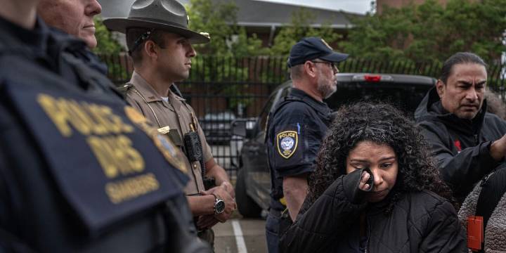 Gobierno de Trump dice que ha arrestado a más 300.000 indocumentados desde enero