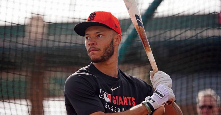 Giants call up Grant McCray and Kai