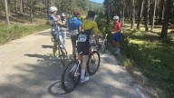 Muere un ciclista de 19 años tras una caída masiva en la Vuelta Internacional Junior de la Ribera del Duero