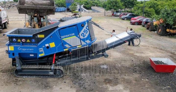 Trituran llantas para frenar el dengue en Tampico
