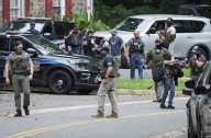 Agents set up checkpoints in D.C.
