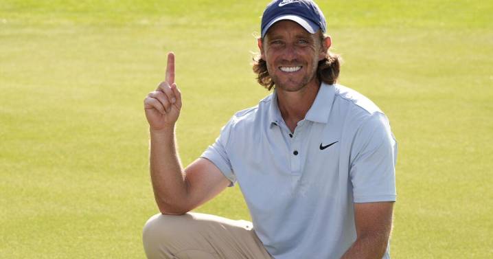 Tommy Fleetwood wins Tour Championship for first PGA Tour title and FedEx Cup