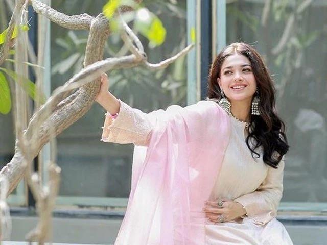 Sanam Jung opens up about the challenges of raising children outside of Pakistan