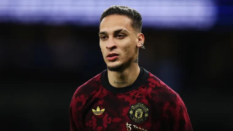 Antony’s plans clear as Man Utd issue transfer deadline ultimatum