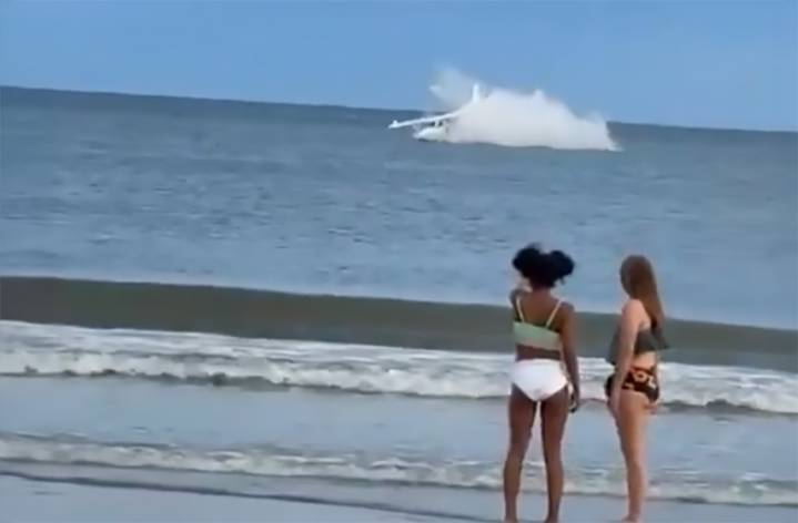 Plane Crashes In The Outer Banks Near Oak Island Pier