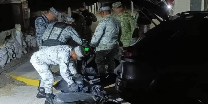 Detenidos con más de 160 millones de pesos en metanfetamina en BC son del Cártel de Sinaloa, asegura Harfuch