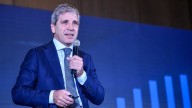 Luis Caputo relativizó el rechazo de Diputados al veto de Milei y le advirtió a la oposición: "No nos vamos a mover del plan económico"