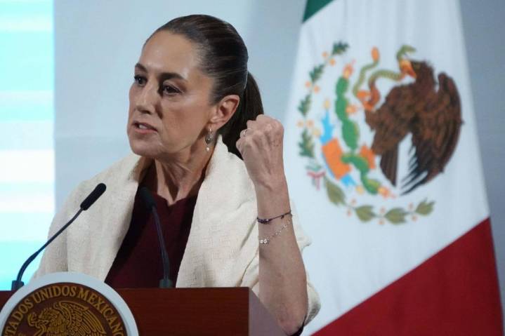 Cancillería rechazó "posición ideologizada" de Sheinbaum sobre Pedro Castillo