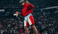 Bad Bunny realza su orgullo boricua con Jasmine Camacho-Quinn, Miguel Cotto y “Piculín” Ortiz en su show