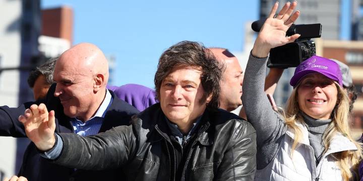 El Gobierno cierra la campaña en Moreno y desafía a Kicillof: “Ellos deciden si les es redituable que se pudra o que haya paz”