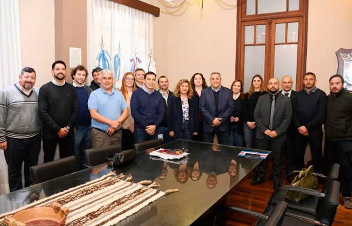 Fuentes recibió en el salón de acuerdos a directivos nacionales del Personal de Tribunales de Cuenta
