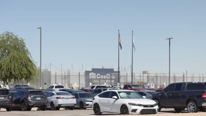 Sen. Mark Kelly latest to visit Eloy, decry ICE deportation targets