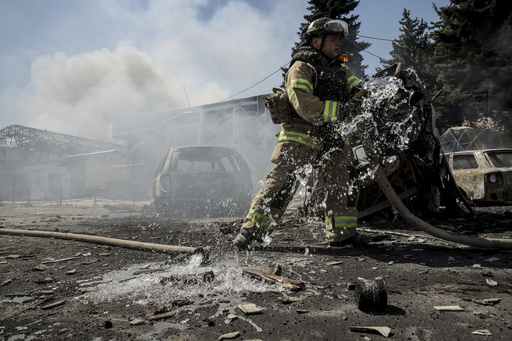 Ukrainian defenses face a challenge as Russian troops make gains ahead of the Putin