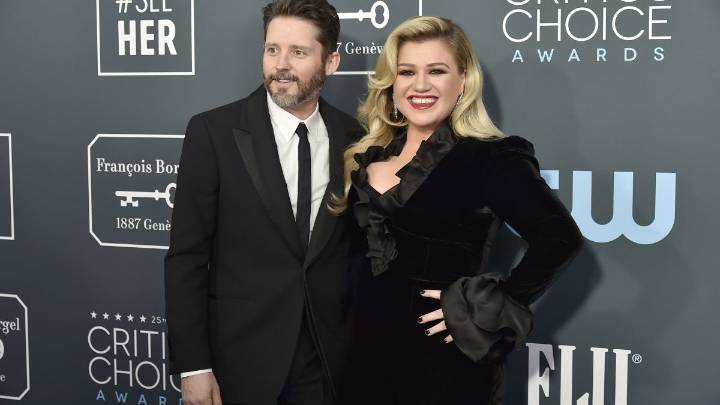 Kelly Clarkson's ex-husband Brandon Blackstock dies after cancer battle