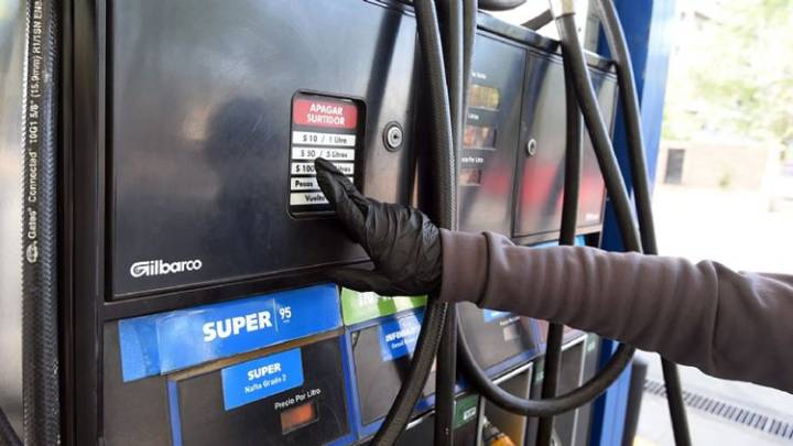 Por los últimos aumentos, la venta de combustibles cayó 1,16% en julio