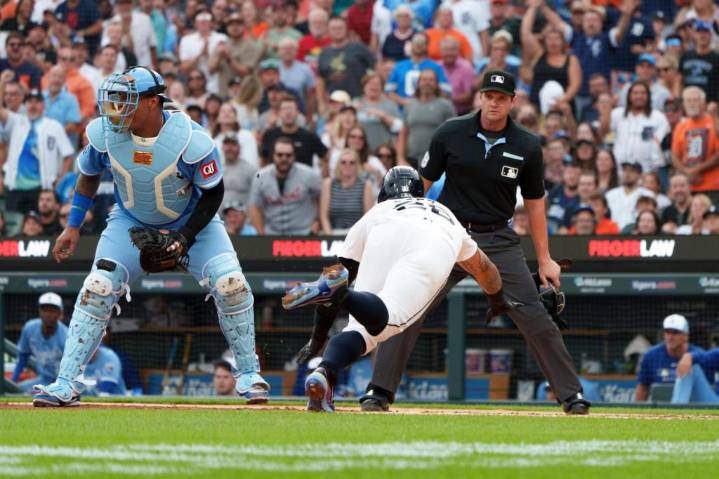 Spencer Torkelson homers to help the Tigers beat the Royals 4